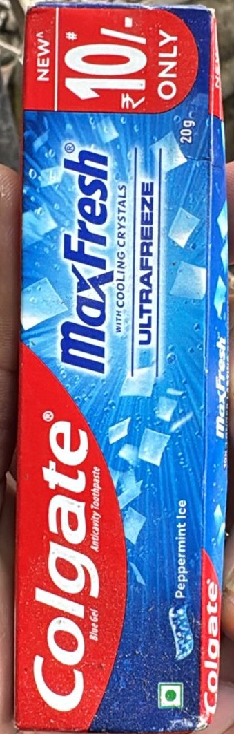 Colget MaxFresh toothpaste