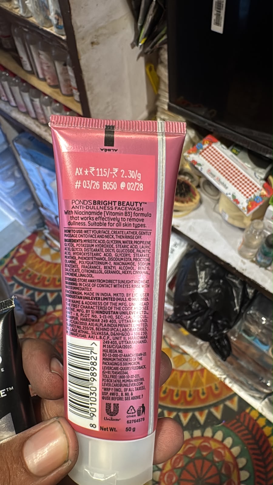 Pond's Bright Beauty Facewash 50 gm back label