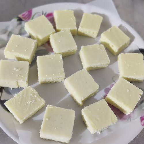 Parmesh Sweets Plain Barfi 1 kg