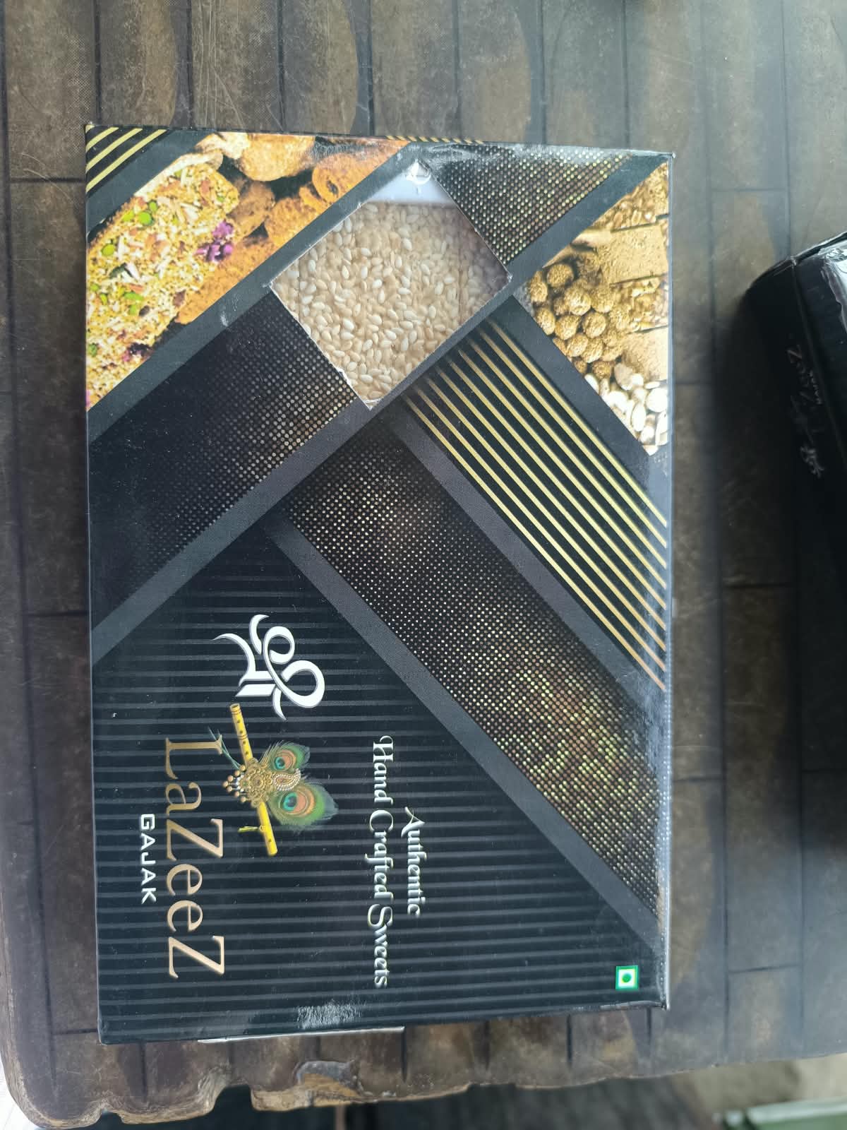 LaZeeZ Gajak 400 g (1 Pack) | Code 5001